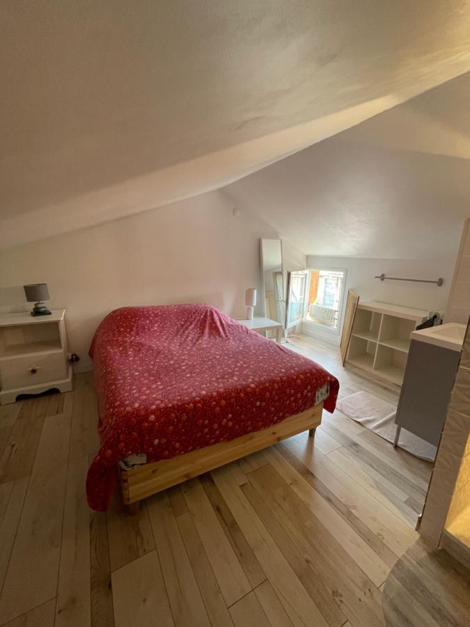 La Plume Apartment Arrigny Екстериор снимка